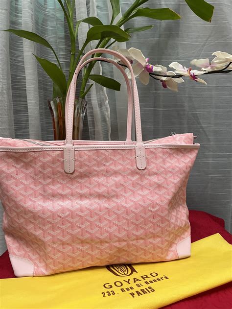 goyard tote pink